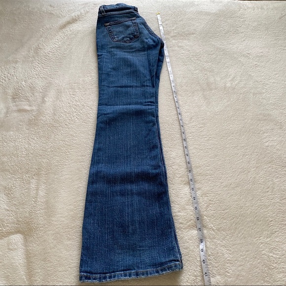 Levi’s Curvy Cut Jeans/ Pants Size: 1M - Picture 13 of 13